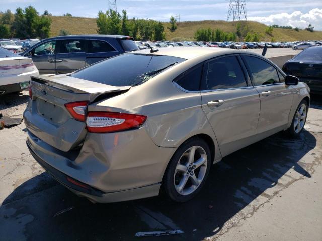 67707403 :رقم المزاد ، 3FA6P0H74FR189967 vin ، 2015 Ford Fusion Se مزاد بيع