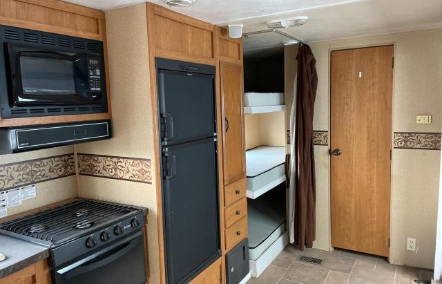 70027343 :رقم المزاد ، 4X4TSMB24AA300661 vin ، 2010 Salm Mck مزاد بيع
