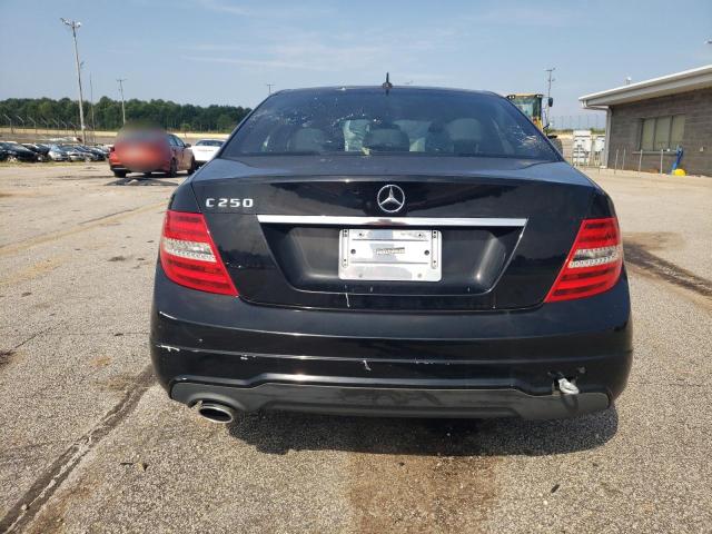 Продаж на аукціоні авто 2012 Mercedes-benz C 250, vin: WDDGF4HB5CR218872, номер лоту: 67703413