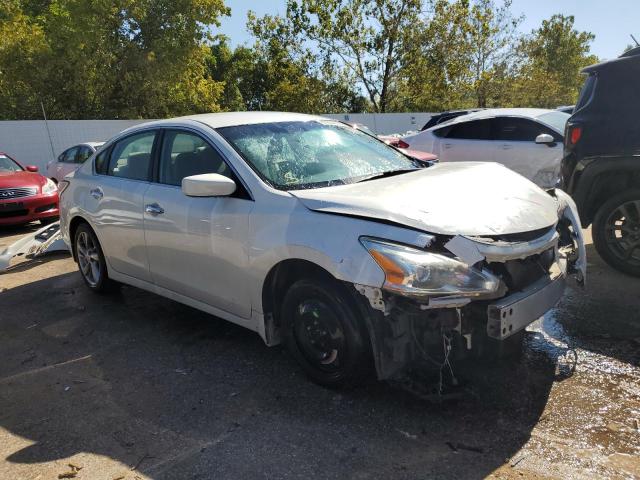 2015 Nissan Altima 2.5 მანქანა იყიდება აუქციონზე, vin: 1N4AL3AP7FC221259, აუქციონის ნომერი: 69234273