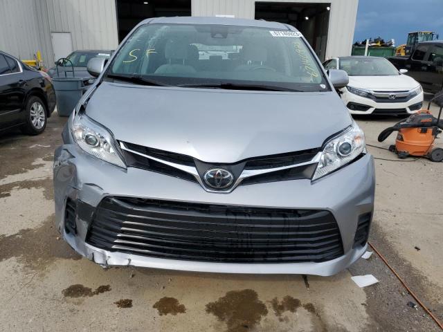 Aukcja sprzedaży 2018 Toyota Sienna Le, vin: 5TDKZ3DC6JS954674, numer aukcji: 67140923