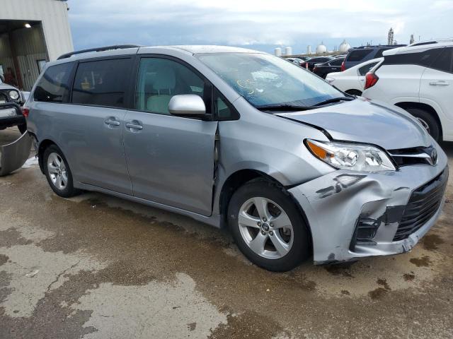 Aukcja sprzedaży 2018 Toyota Sienna Le, vin: 5TDKZ3DC6JS954674, numer aukcji: 67140923