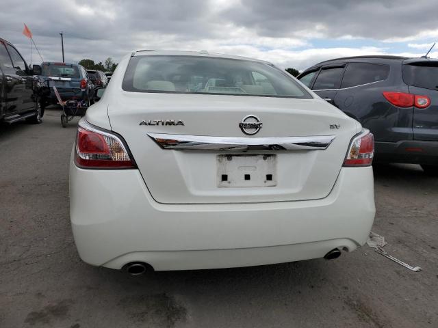 Auction sale of the 2015 Nissan Altima 2.5, vin: 1N4AL3AP2FC201002, lot number: 67347903