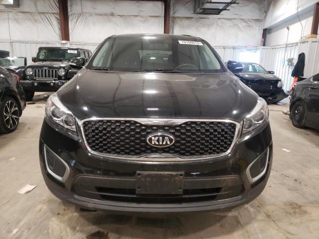 70166013 :رقم المزاد ، 5XYPG4A38HG221894 vin ، 2017 Kia Sorento Lx مزاد بيع