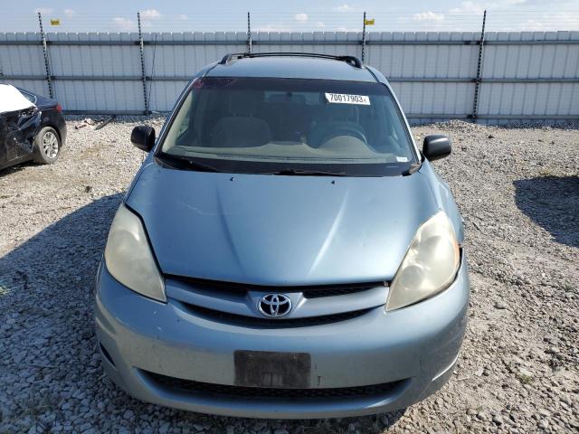 2007 Toyota Sienna Ce მანქანა იყიდება აუქციონზე, vin: 5TDZK23C27S070366, აუქციონის ნომერი: 70017903