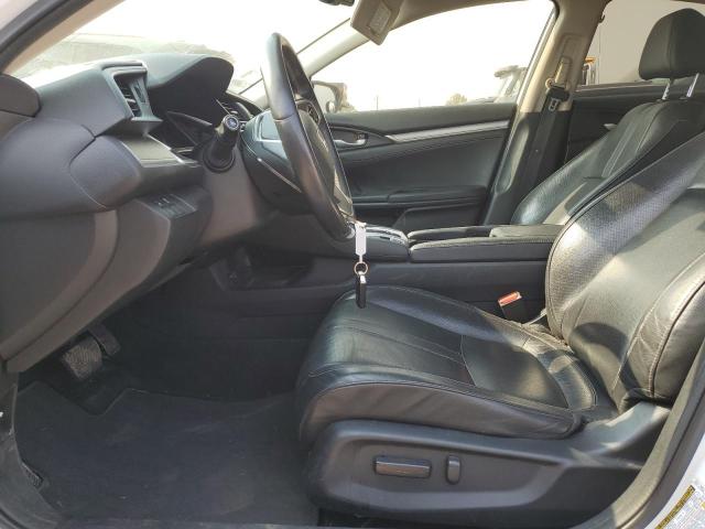 68609934 :رقم المزاد ، 2HGFC1F9XHH104856 vin ، 2017 Honda Civic Tour مزاد بيع