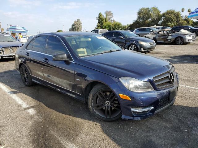 2012 Mercedes-benz C მანქანა იყიდება აუქციონზე, vin: WDDGF4HB1CA645951, აუქციონის ნომერი: 72427994