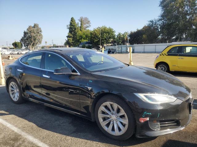 71525394 :رقم المزاد ، 5YJSA1E11HF202954 vin ، 2017 Tesla Model S مزاد بيع