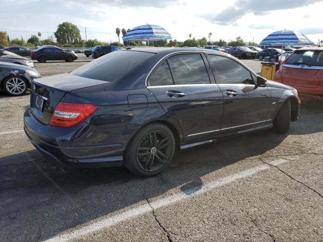 2012 Mercedes-benz C მანქანა იყიდება აუქციონზე, vin: WDDGF4HB1CA645951, აუქციონის ნომერი: 72427994