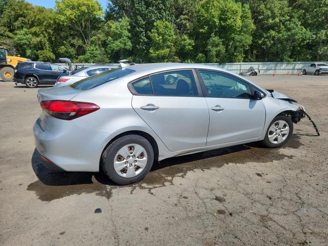 81628425 :رقم المزاد ، 3KPFK4A78JE225590 vin ، 2018 Kia Forte مزاد بيع