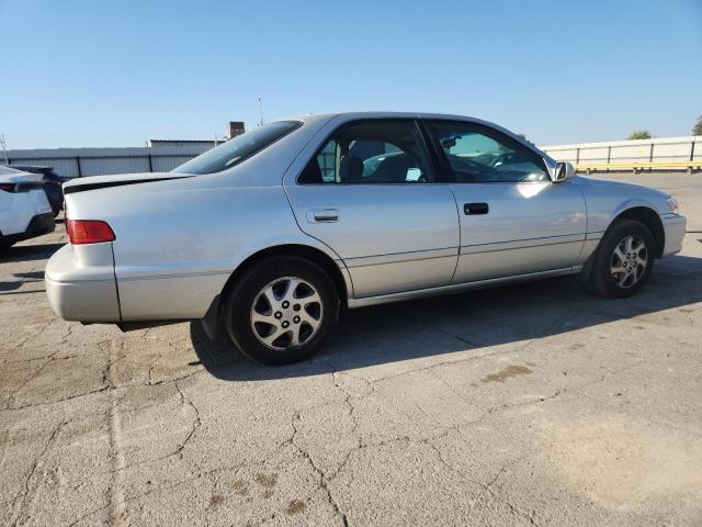 Продаж на аукціоні авто 2001 Toyota Camry Le, vin: 4T1BF22K61U968238, номер лоту: 70800905