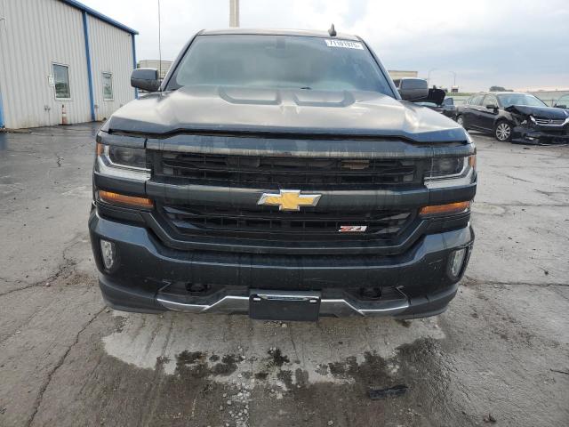 Продаж на аукціоні авто 2018 Chevrolet Silverado, vin: 3GCUKREC1JG568659, номер лоту: 71101975