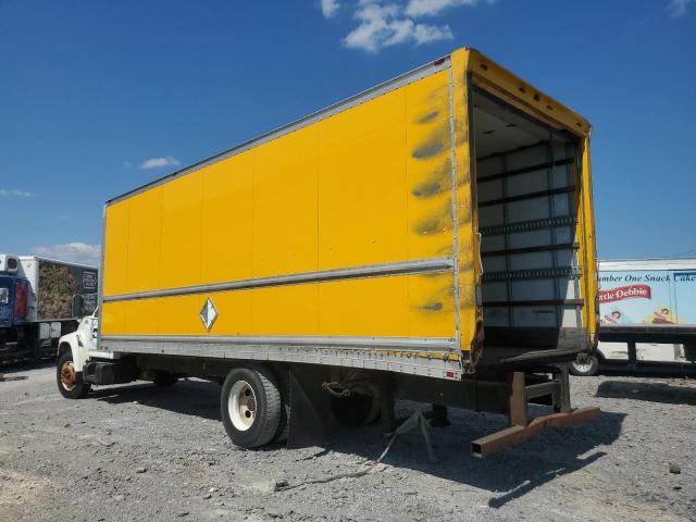68521626 :رقم المزاد ، 1FDNF70J0WVA25722 vin ، 1998 Ford F700 مزاد بيع
