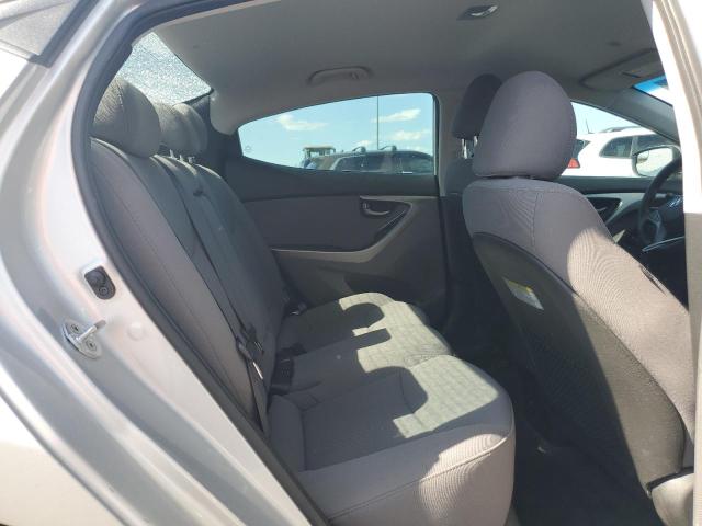 82151675 :رقم المزاد ، 5NPDH4AE3GH779127 vin ، 2016 Hyundai Elantra Se مزاد بيع