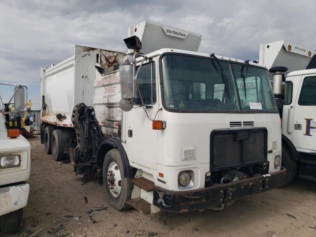 70669635 :رقم المزاد ، 5VCACRJF8AH210712 vin ، 2010 Autocar Llc Xpeditor مزاد بيع
