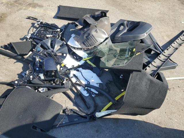 71172995 :رقم المزاد ، 7SAYGDED3RF197801 vin ، 2024 Tesla Model Y مزاد بيع