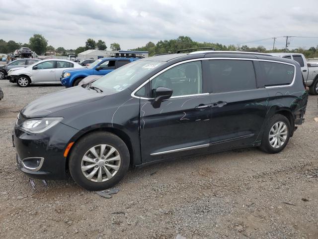80671715 :رقم المزاد ، 2C4RC1BG8KR650878 vin ، 2019 Chrysler Pacifica Touring L مزاد بيع