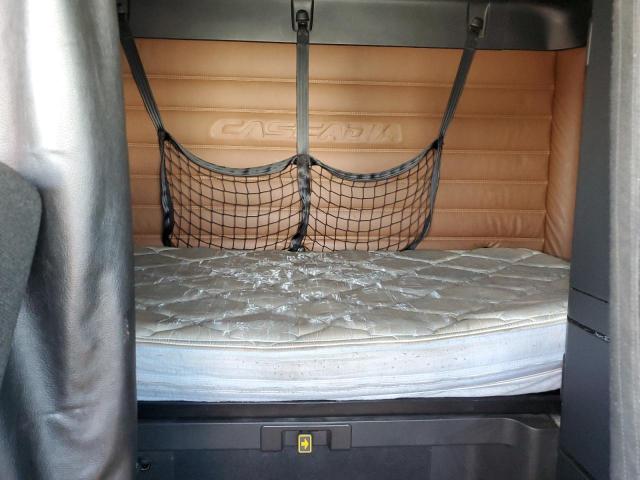 2020 Freightliner Cascadia 1 მანქანა იყიდება აუქციონზე, vin: 3AKJHHDR2LSKW4373, აუქციონის ნომერი: 84404745