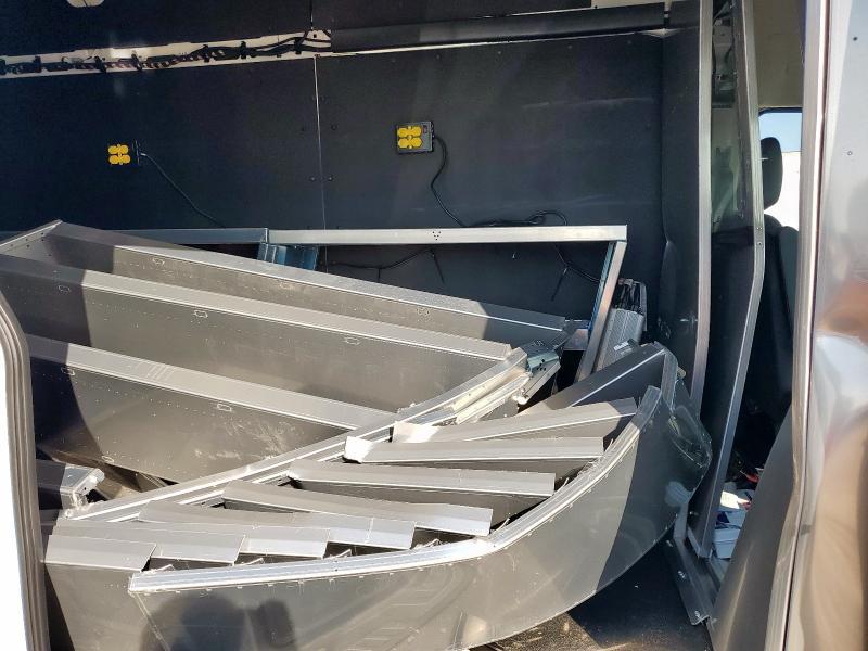 2025 Ford Transit მანქანა იყიდება აუქციონზე, vin: 1FTBR3X85SKA82973, აუქციონის ნომერი: 71170485