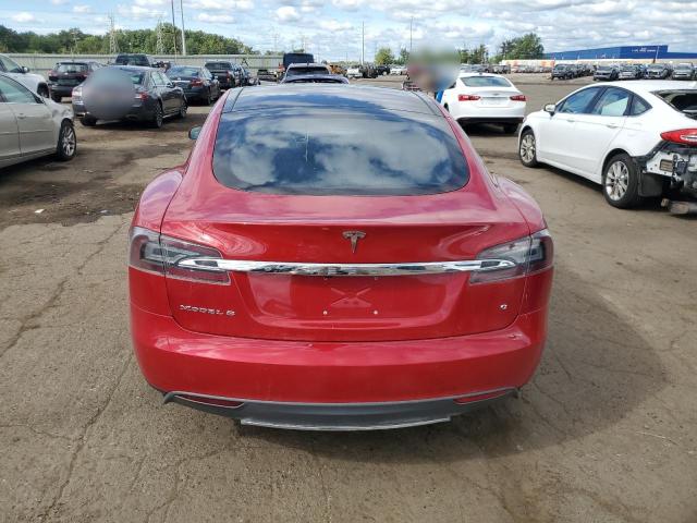 71014225 :رقم المزاد ، 5YJSA1E18FF118157 vin ، 2015 Tesla Model S مزاد بيع