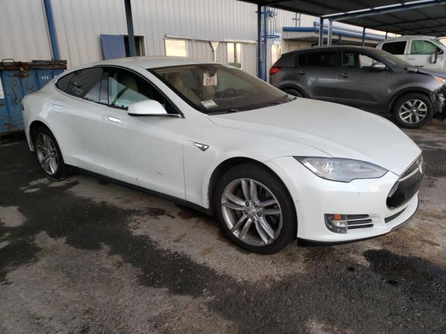 82160755 :رقم المزاد ، 5YJSA1E13FF114100 vin ، 2015 Tesla Model S مزاد بيع