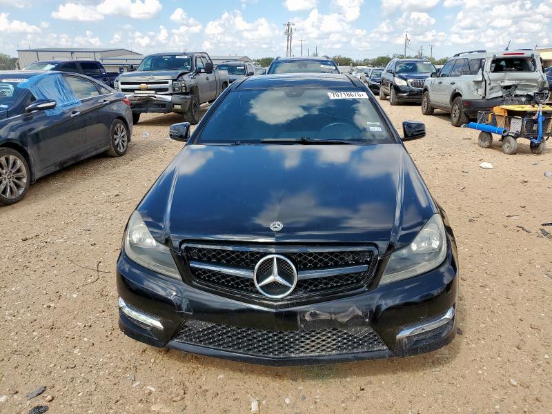 70718675 :رقم المزاد ، WDDGJ4HB0DG011298 vin ، 2013 Mercedes-benz C مزاد بيع