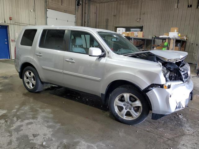 81120225 :رقم المزاد ، 5FNYF4H58FB010990 vin ، 2015 Honda Pilot Exl مزاد بيع