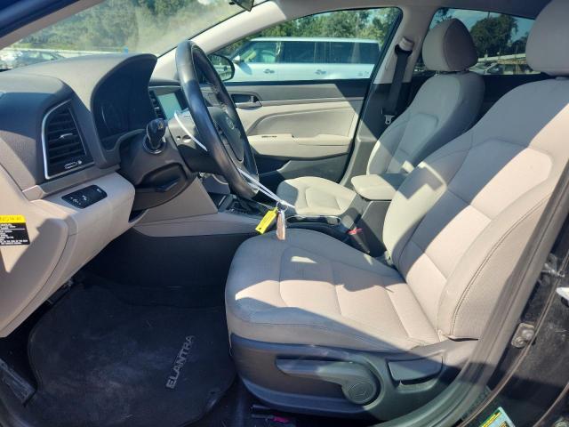 71156115 :رقم المزاد ، 5NPD84LF4HH020641 vin ، 2017 Hyundai Elantra مزاد بيع