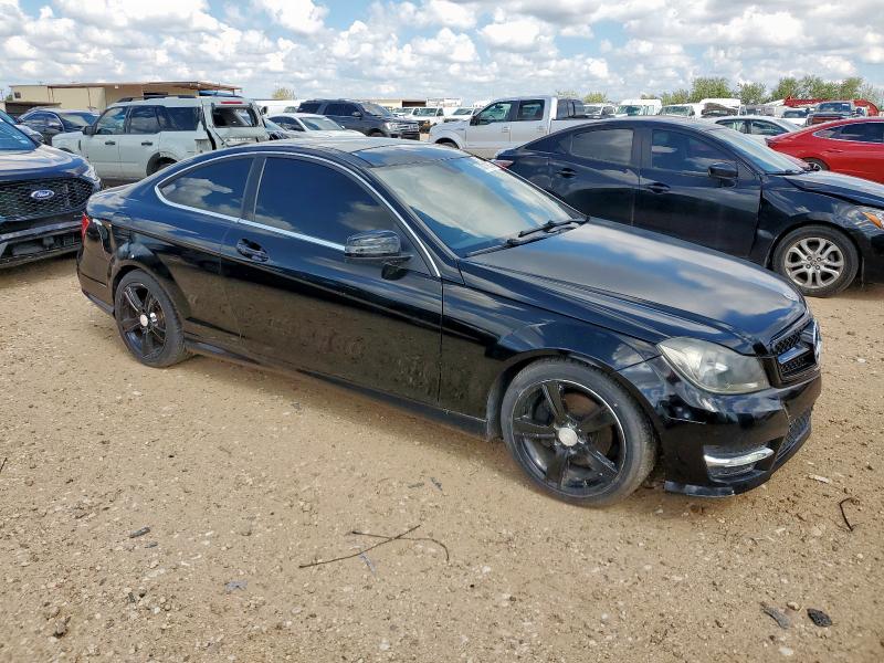 70718675 :رقم المزاد ، WDDGJ4HB0DG011298 vin ، 2013 Mercedes-benz C مزاد بيع