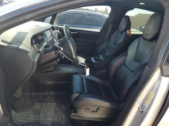 71095735 :رقم المزاد ، 5YJXCBE26JF120058 vin ، 2018 Tesla Model X مزاد بيع