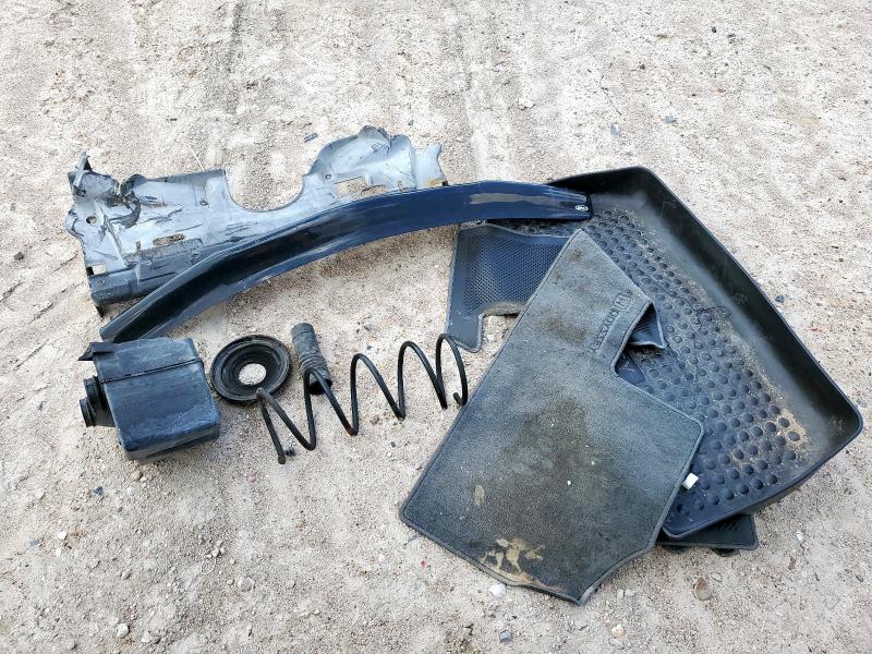 2001 Honda Odyssey მანქანა იყიდება აუქციონზე, vin: 2HKRL18691H572511, აუქციონის ნომერი: 83926295