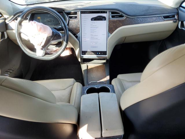 65980995 :رقم المزاد ، 5YJSA1E29HF201043 vin ، 2017 Tesla Model S مزاد بيع