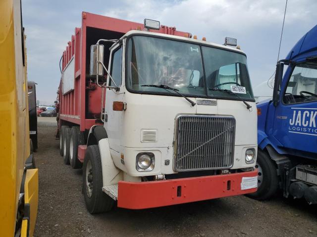 1990 Whitegmc Xpeditor W მანქანა იყიდება აუქციონზე, vin: 4V2DCFMD7LU507027, აუქციონის ნომერი: 68278065