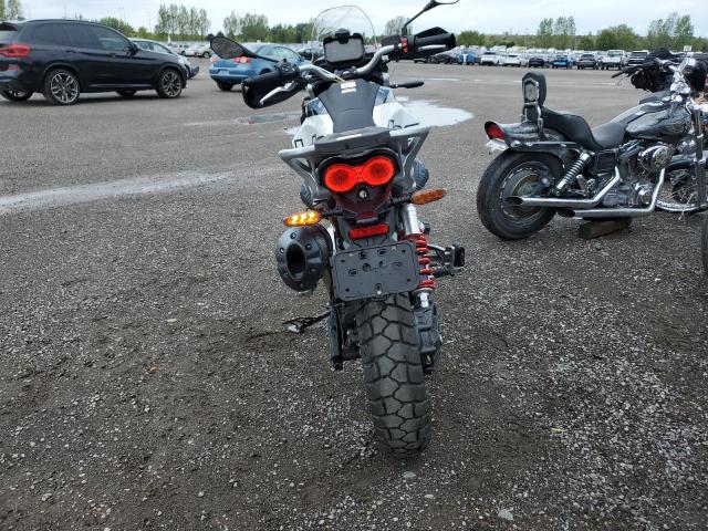 70804235 :رقم المزاد ، ZGUMLUA02SS000178 vin ، 2025 Moto Guzzi V85 Tt مزاد بيع