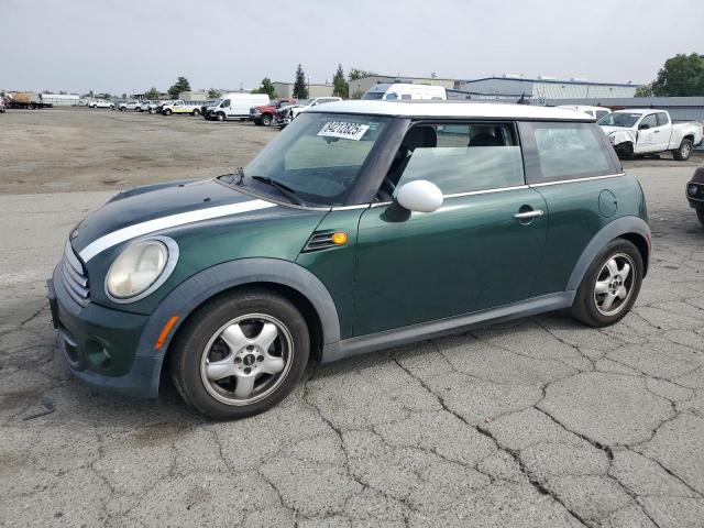 84212825 :رقم المزاد ، WMWSU3C58BT093192 vin ، 2011 Mini Cooper مزاد بيع