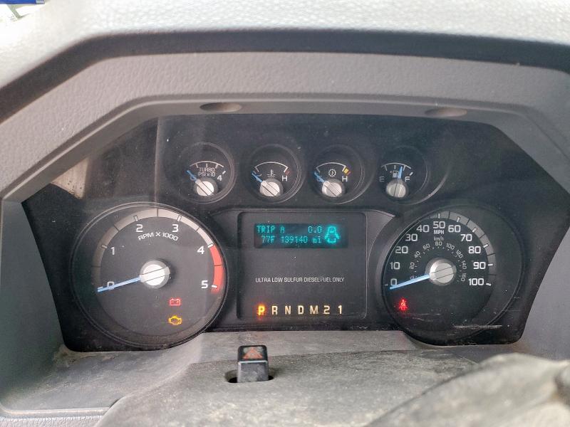 81611305 :رقم المزاد ، 1FD0X4GT2CEA63705 vin ، 2012 Ford F450 مزاد بيع