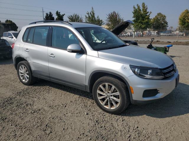 70875085 :رقم المزاد ، WVGBV7AX2HK051719 vin ، 2017 Volkswagen Tiguan S مزاد بيع