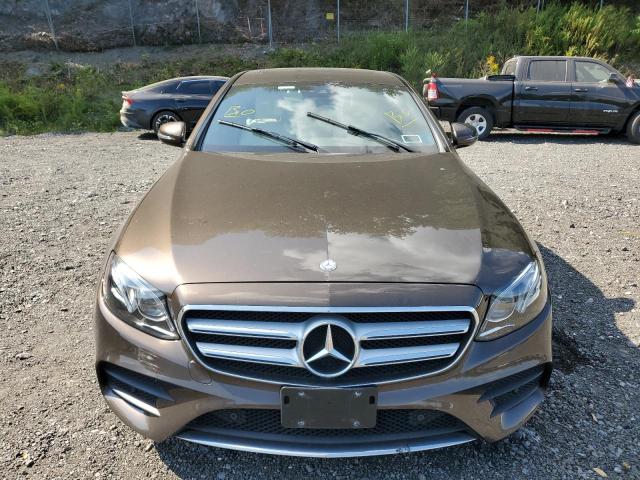 70917125 :رقم المزاد ، WDDZF4KB2HA151655 vin ، 2017 Mercedes-benz E مزاد بيع