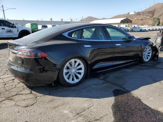 65980995 :رقم المزاد ، 5YJSA1E29HF201043 vin ، 2017 Tesla Model S مزاد بيع