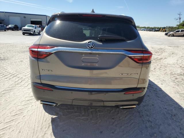 81163505 :رقم المزاد ، 5GAERBKW1JJ142802 vin ، 2018 Buick Enclave Es مزاد بيع