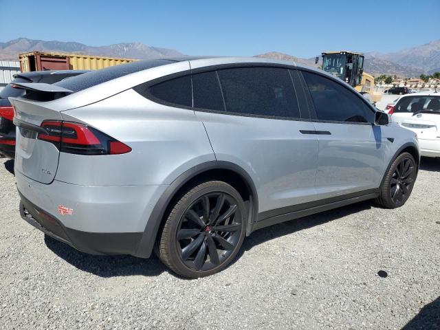 71095735 :رقم المزاد ، 5YJXCBE26JF120058 vin ، 2018 Tesla Model X مزاد بيع