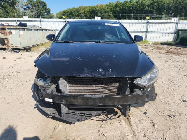 71156115 :رقم المزاد ، 5NPD84LF4HH020641 vin ، 2017 Hyundai Elantra مزاد بيع