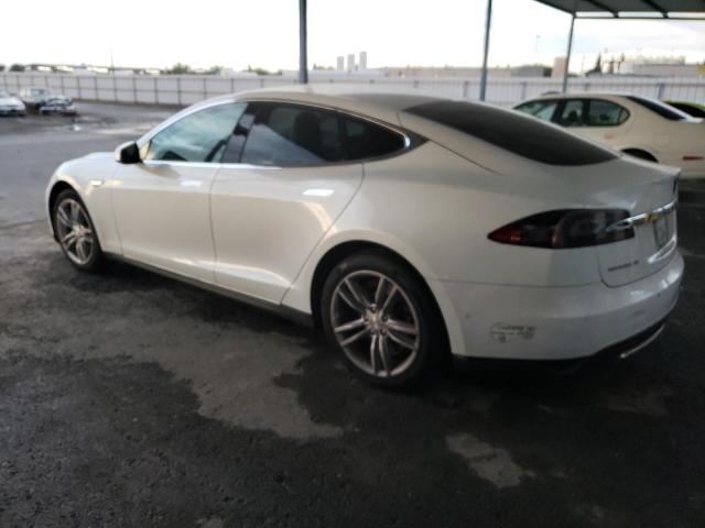 82160755 :رقم المزاد ، 5YJSA1E13FF114100 vin ، 2015 Tesla Model S مزاد بيع