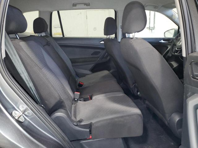 68835595 :رقم المزاد ، 3VV1B7AXXJM075808 vin ، 2018 Volkswagen Tiguan S مزاد بيع