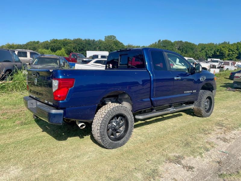 80939265 :رقم المزاد ، 1N6BA1C44HN560982 vin ، 2017 Nissan Titan Xd S مزاد بيع