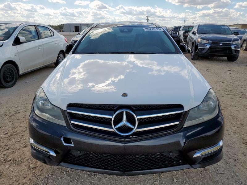 2013 Mercedes-benz C 250 მანქანა იყიდება აუქციონზე, vin: WDDGJ4HB7DG011248, აუქციონის ნომერი: 90697555