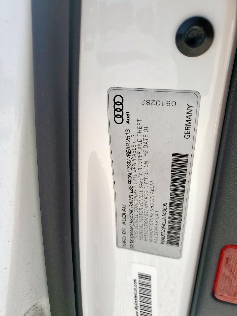 Продаж на аукціоні авто 2018 Audi A4 Premium, vin: WAUENAF43JA143699, номер лоту: 71986865