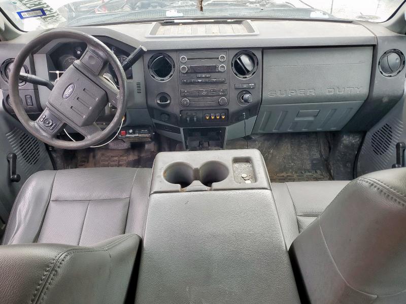 81611305 :رقم المزاد ، 1FD0X4GT2CEA63705 vin ، 2012 Ford F450 مزاد بيع