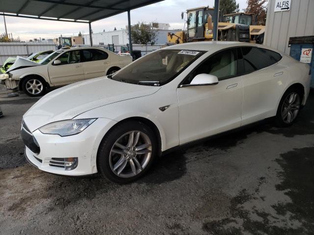 82160755 :رقم المزاد ، 5YJSA1E13FF114100 vin ، 2015 Tesla Model S مزاد بيع