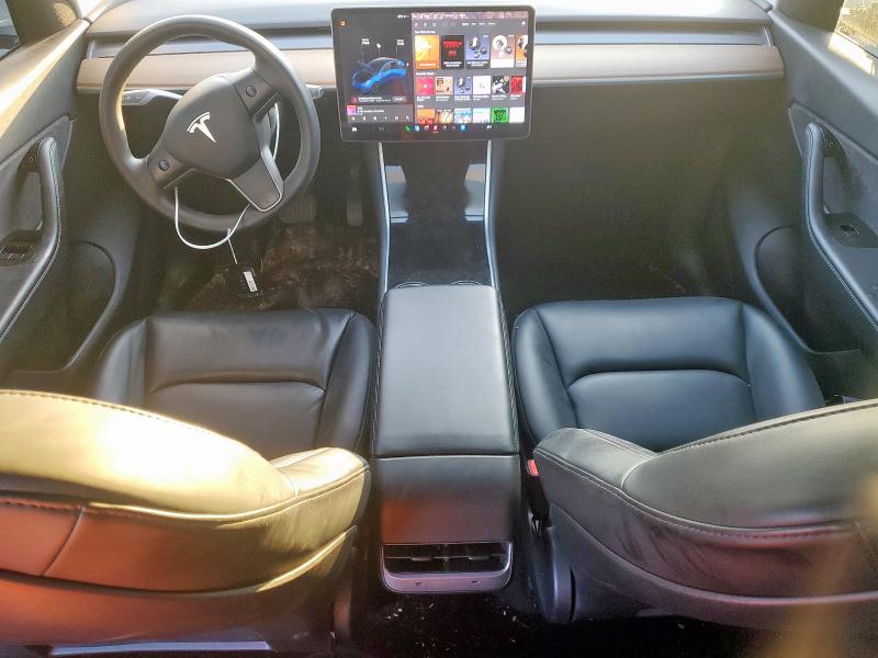 84159995 :رقم المزاد ، 5YJYGDEE8MF080729 vin ، 2021 Tesla Model Y مزاد بيع